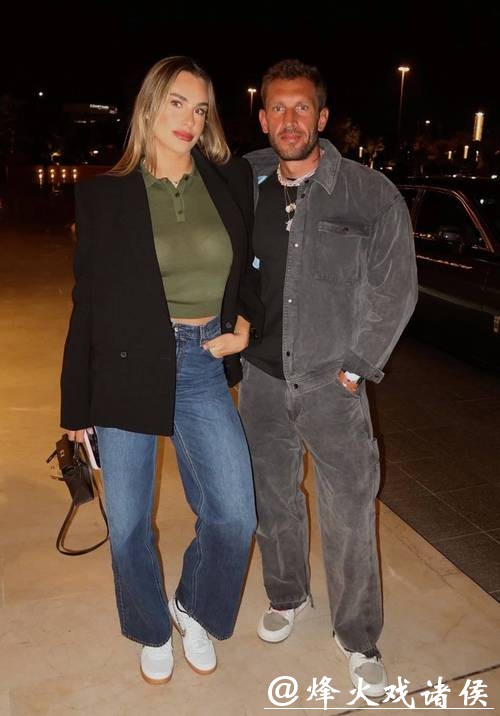 是真爱!网球世界第一颁奖现场“逼婚”,年赚两亿却甘愿为他被骂小三 是真爱!网球世界第一颁奖现场“逼婚”,年赚两亿却甘愿为他被骂小三