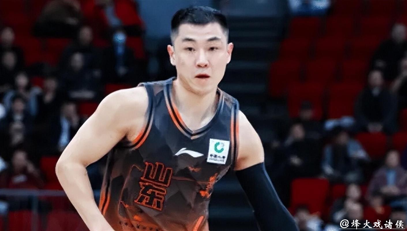 高诗岩把球迷气乐了！输2分扔三分，输3分给内线，这波操作该想明白点！