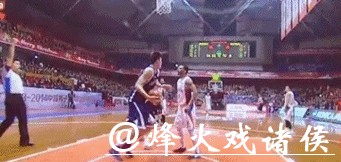 CBA再现奇葩！2米19中锋下黑脚激化矛盾，裁判8分钟狂吹8次技犯